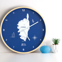 Horloge 12H Corse signée Enjoy the Clock®, décoration murale inspirée d’Ajaccio, Bastia et des paysages méditerranéens.